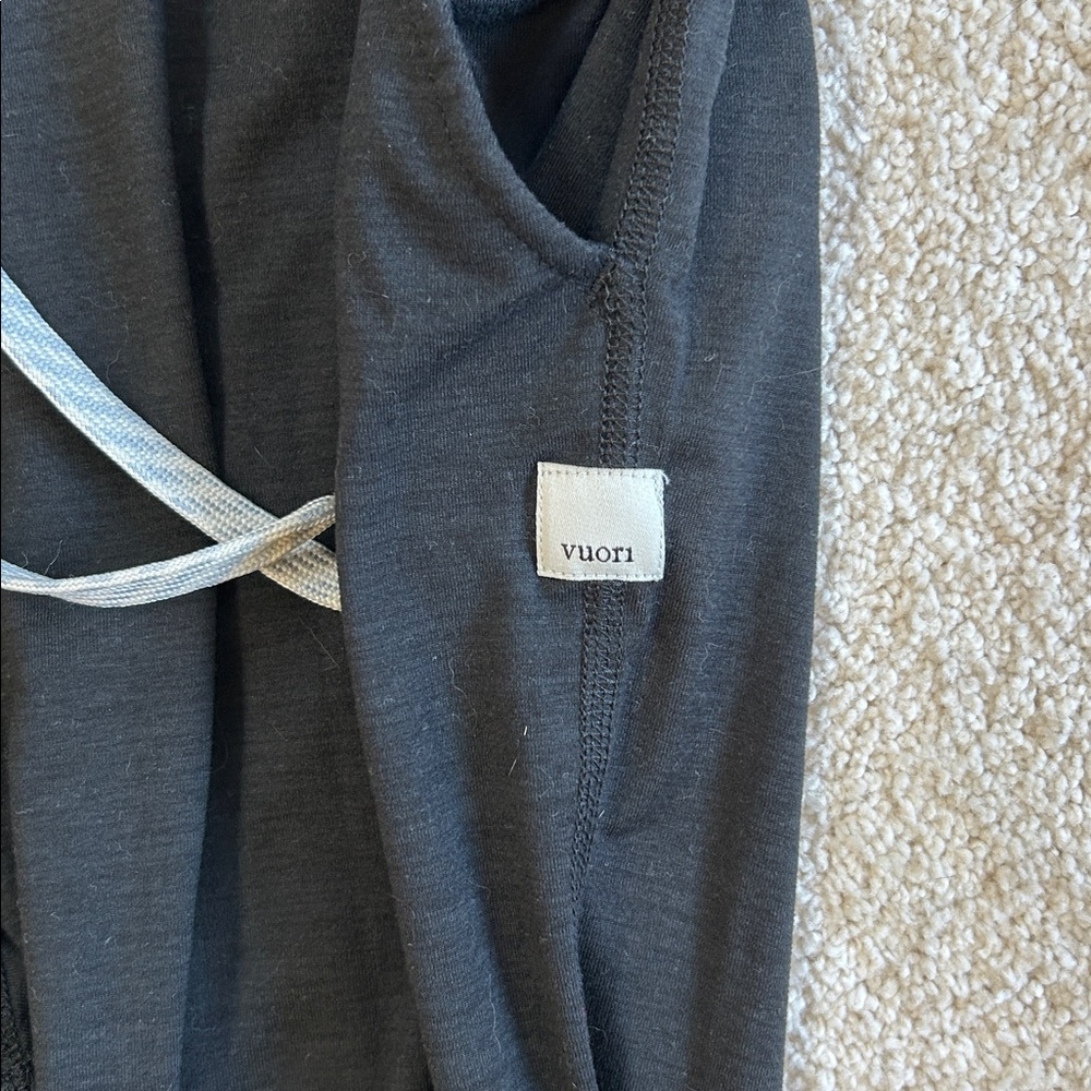 Vuori Lux Henley Jumpsuit-EUC! - Picture 7 of 11
